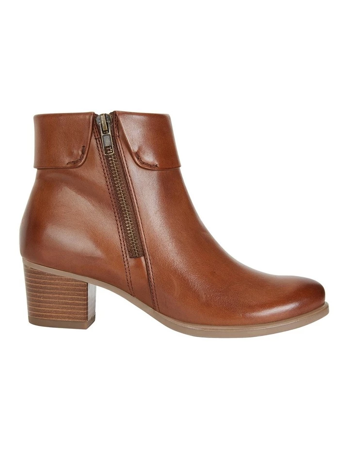 Easy Steps Tenor Tan Glove Boots 1 Easy Steps Tenor Tan Glove Boots