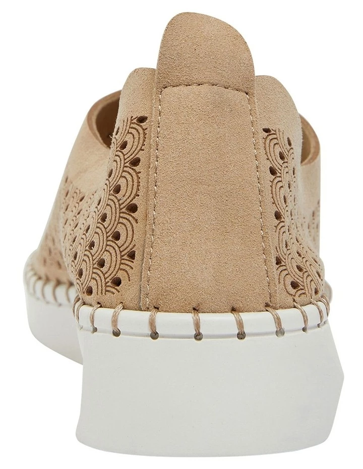 Easy Steps Dot Taupe Micro Sneaker 4 Easy Steps Dot Taupe Micro Sneaker - Image 4
