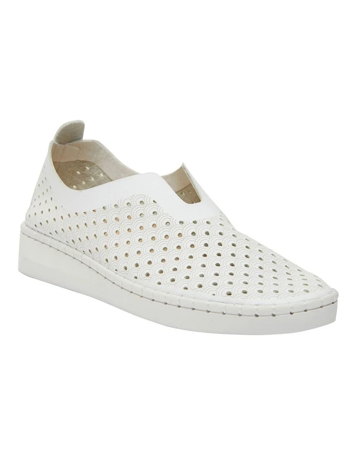 Easy Steps Dot White Smooth Sneaker 2 Easy Steps Dot White Smooth Sneaker - Image 2