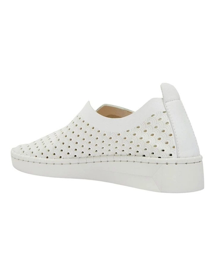 Easy Steps Dot White Smooth Sneaker 5 Easy Steps Dot White Smooth Sneaker - Image 5