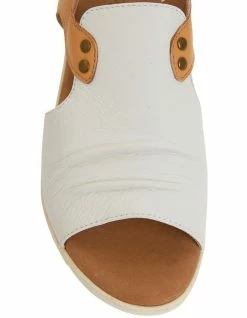 Easy Steps Gelato White/Tan Glove Sandals -Deals Shoes Store 831008620 7 720x928