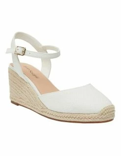 Easy Steps Santos White Fabric Sandals