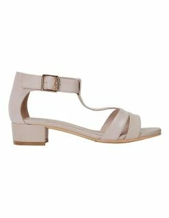 Easy Steps Title Nude Glove Sandals