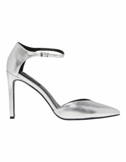 Nine West Titan Pumps