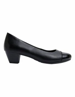 Sandler Otis Black Glove Heeled Shoes