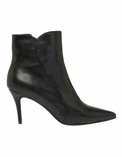 Oxford Vita Black Ankle Boots
