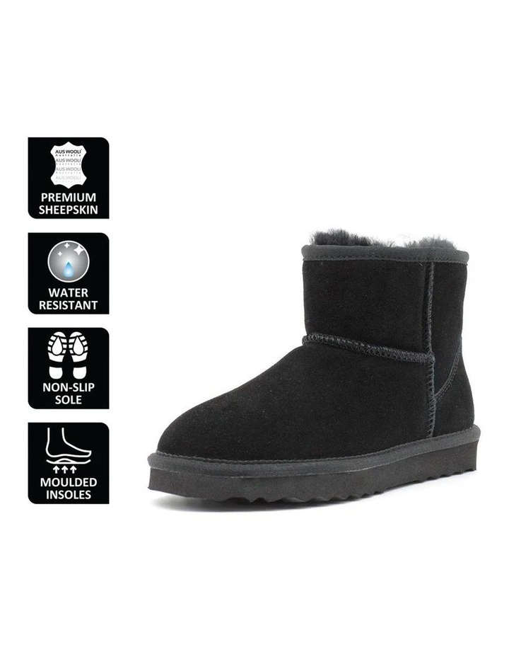 Aus Wooli Ugg Short Sheepskin Ankle Boot - Black 6 Aus Wooli Ugg Short Sheepskin Ankle Boot - Black - Image 6