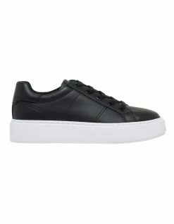 Nine West Keene Sneakers