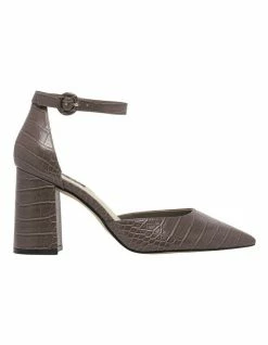 Nine West Anika Pumps