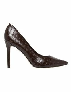 Nine West Timeout Pumps