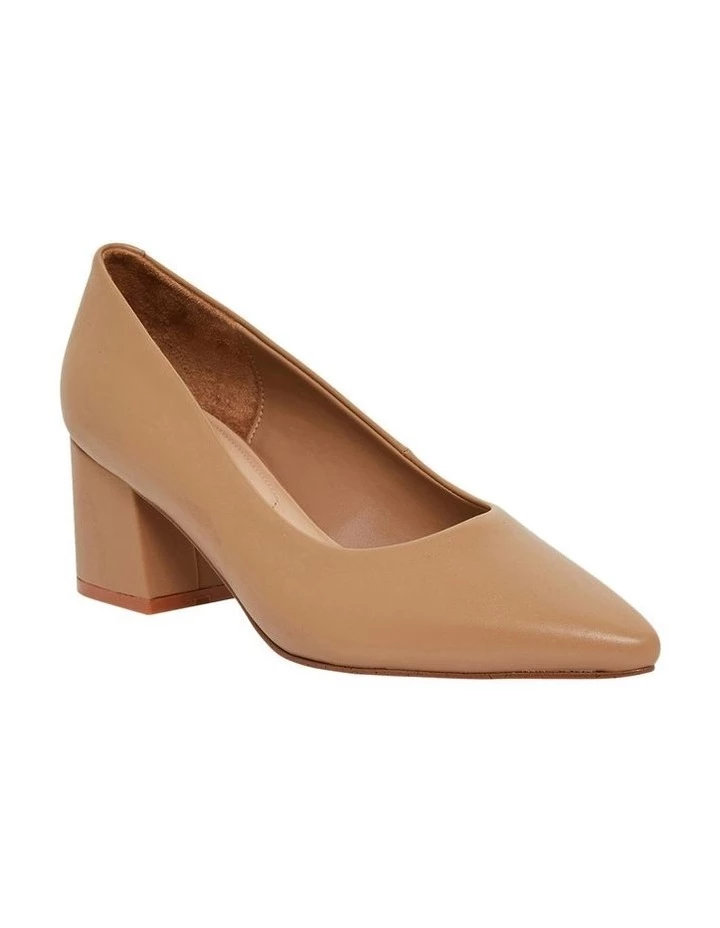 Sandler Idol Camel Glove Pump 2 Sandler Idol Camel Glove Pump - Image 2