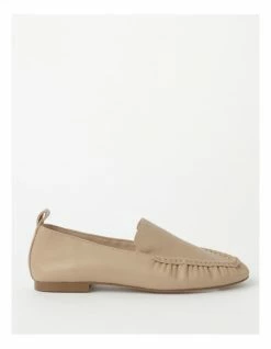 Basque Mara Neutral Sheep Leather Flat Shoe