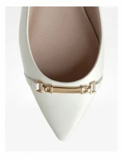 Basque Geneva White Sheep Leather Flat Shoe