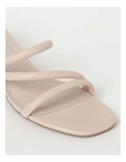 Basque Victoria Nude Leather Sandal -Deals Shoes Store 848105110 5 1 720x928