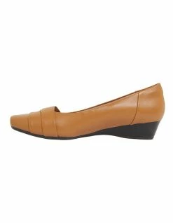 Easy Steps Glove Heeled Shoes Saturn Tan 9 Easy Steps Glove Heeled Shoes Saturn Tan -Deals Shoes Store 848482210 3 720x928