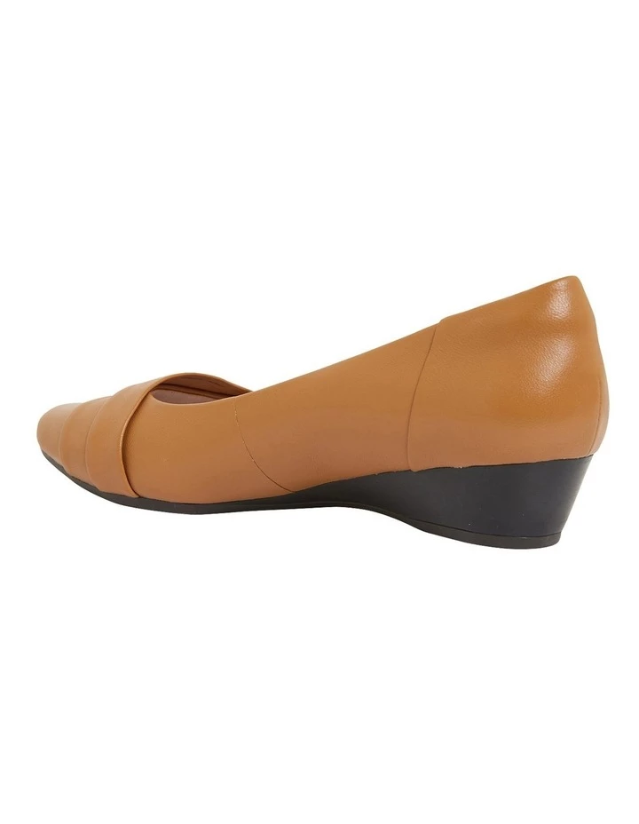 Easy Steps Glove Heeled Shoes Saturn Tan 6 Easy Steps Glove Heeled Shoes Saturn Tan - Image 6