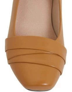 Easy Steps Glove Heeled Shoes Saturn Tan 13 Easy Steps Glove Heeled Shoes Saturn Tan -Deals Shoes Store 848482210 7 720x928