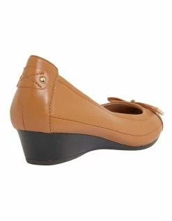 Easy Steps Glove Heeled Shoes Shannon Tan 10 Easy Steps Glove Heeled Shoes Shannon Tan -Deals Shoes Store 848482930 4 720x928