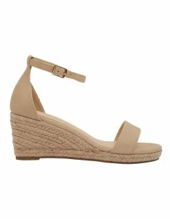 Ravella Bloom Nude Smooth Sandals