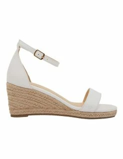 Ravella Bloom White Smooth Sandals
