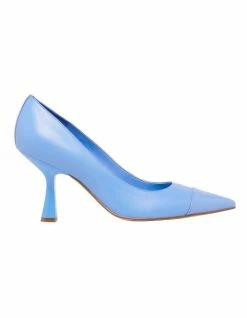 Nine West Hippa Pumps
