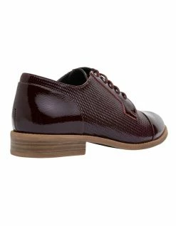 Sandler Panache Burgundy Crinkle Patent Flat Shoes -Deals Shoes Store 850286080 4 720x928