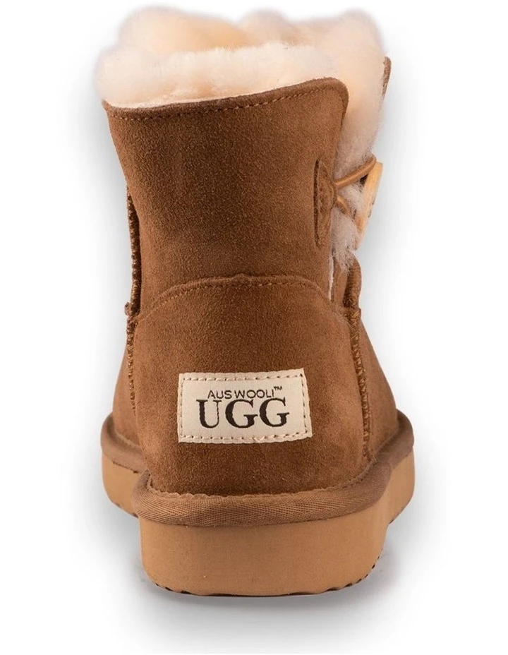 AUS WOOLI UGG SHORT SHEEPSKIN BUTTON BOOT - Chestnut/Tan 3 AUS WOOLI UGG SHORT SHEEPSKIN BUTTON BOOT - Chestnut/Tan - Image 3