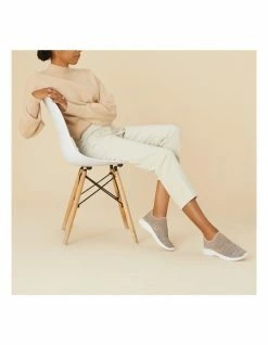 Dune London Easy Slip On - Blush -Deals Shoes Store 852580720 7 720x928