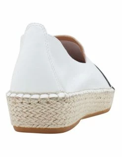 Hush Puppies Banu White/Black Flat Shoe -Deals Shoes Store 857501650 4 720x928