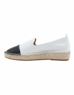 Hush Puppies Banu White/Black Flat Shoe -Deals Shoes Store 857501650 5 720x928