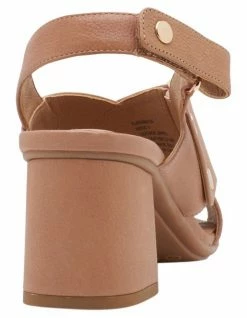Hush Puppies Flashback Tan Sandal -Deals Shoes Store 857502460 5 720x928