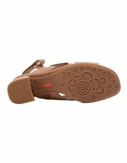 Hush Puppies Flashback Tan Sandal -Deals Shoes Store 857502460 6 720x928