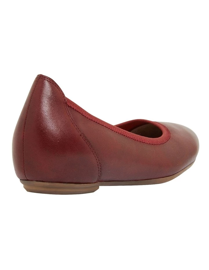 Easy Steps Pamper Cherry Glove Flat Shoes 4 Easy Steps Pamper Cherry Glove Flat Shoes - Image 4