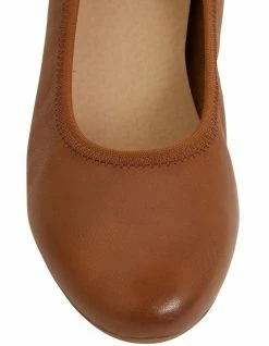 Easy Steps Pamper Mid Brown Glove Flat Shoes -Deals Shoes Store 861415390 7 720x928