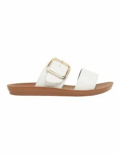 Sandler Garnet White Smooth Sandals