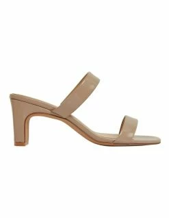 Sandler Hepburn Nude Patent Sandals