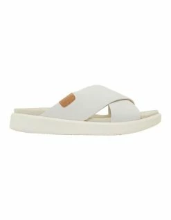 Easy Steps Ferry White Gold Sandals