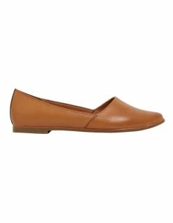 Sandler Rachael Tan Glove Flat Shoes