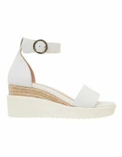 Jane Debster Idaho White Glove Sandals