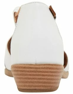 Easy Steps Laguna White/Cognac Glove Sandals -Deals Shoes Store 866859130 5 720x928