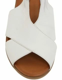 Easy Steps Laguna White/Cognac Glove Sandals -Deals Shoes Store 866859130 6 720x928
