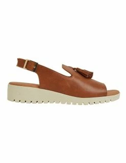 Easy Steps Gilmore Cognac Glove Sandals