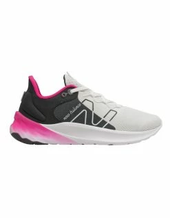 New Balance Roav White/Black Sneaker