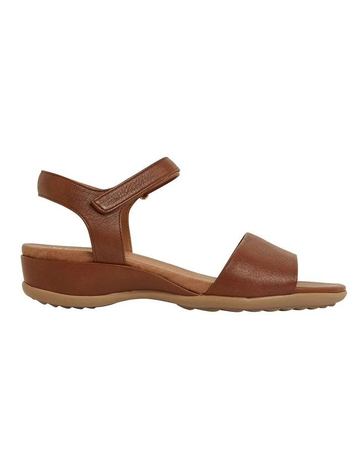 Wide Steps Camden Mid Brown Glove Sandals 1 Wide Steps Camden Mid Brown Glove Sandals