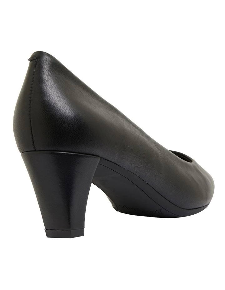 Easy Steps Aiken Black Glove Heeled Shoes 4 Easy Steps Aiken Black Glove Heeled Shoes - Image 4