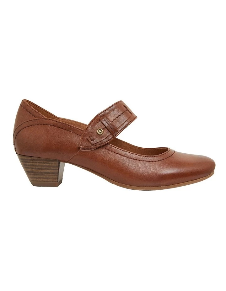 Wide Steps Appeal Cognac Glove Heeled Shoes 1 Wide Steps Appeal Cognac Glove Heeled Shoes