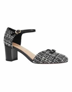 Review Esther Red Tweed Heel