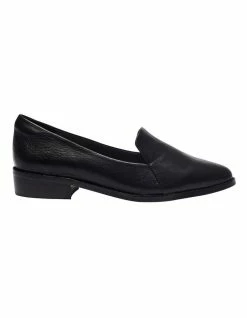Sandler Tara Black Glove Flat Shoes