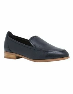 Hush Puppies Loyola Black Loafer -Deals Shoes Store 899110450 3 720x928